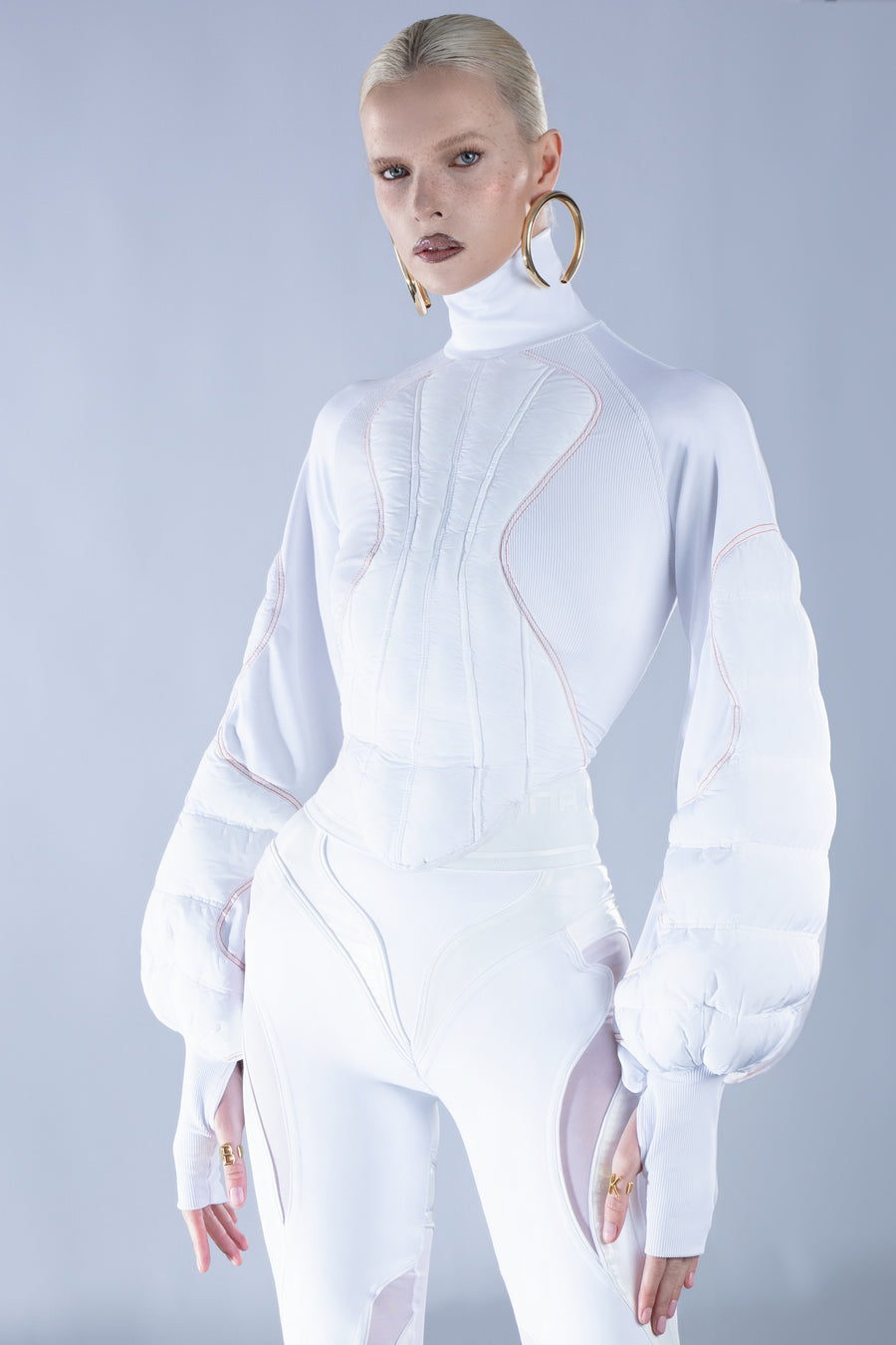 WHITE QUILTED PUFFER SWEATER